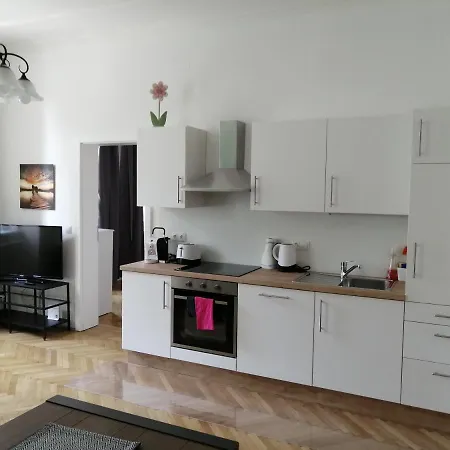 Apartments Near Yppenplatz & Brunnenmarkt Vienna Exterior photo