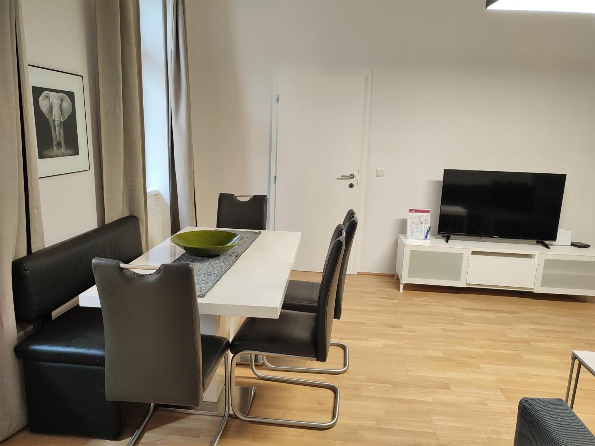 Near Yppenplatz & Brunnenmarkt Apartment *